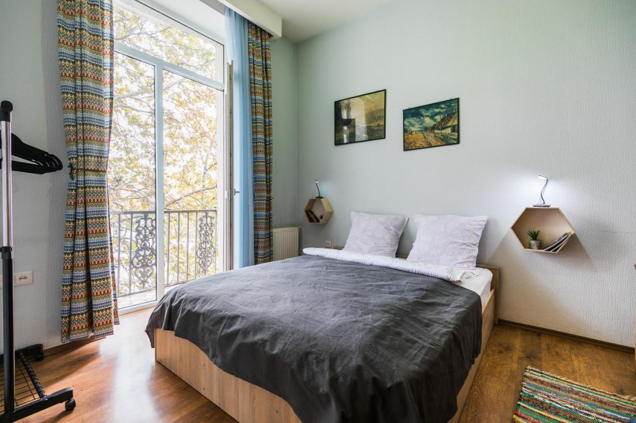 Apartment At 12 Baratashvili Street Tbilisi Exterior foto